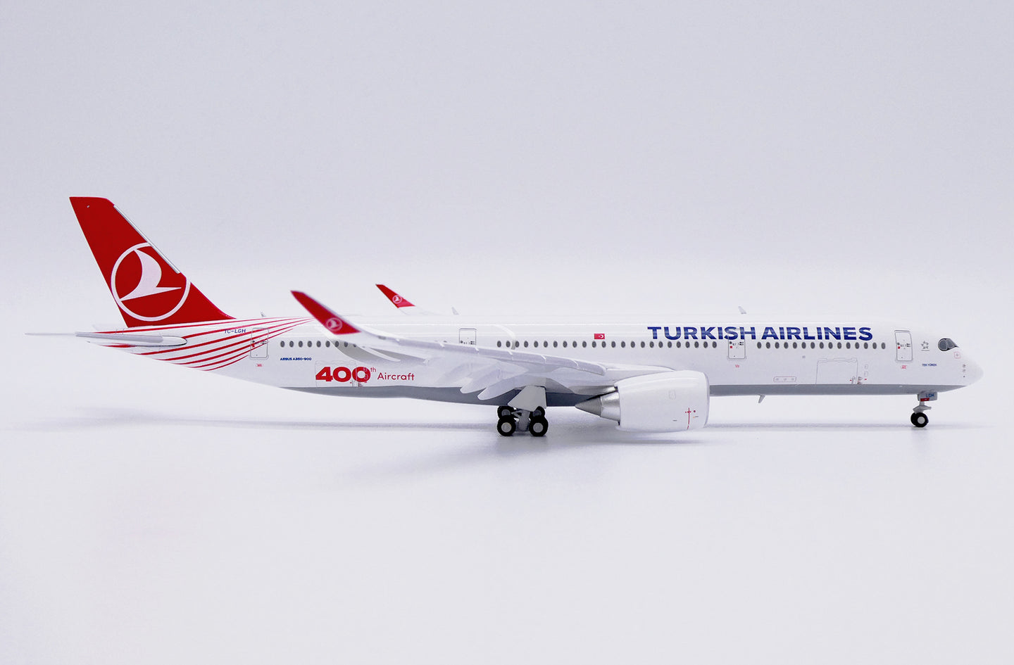 JC WINGS A350-900XWB TURKISH AIRLINES "400TH AIRCRAFT" (FLAPS DOWN) REG: TC-LGH