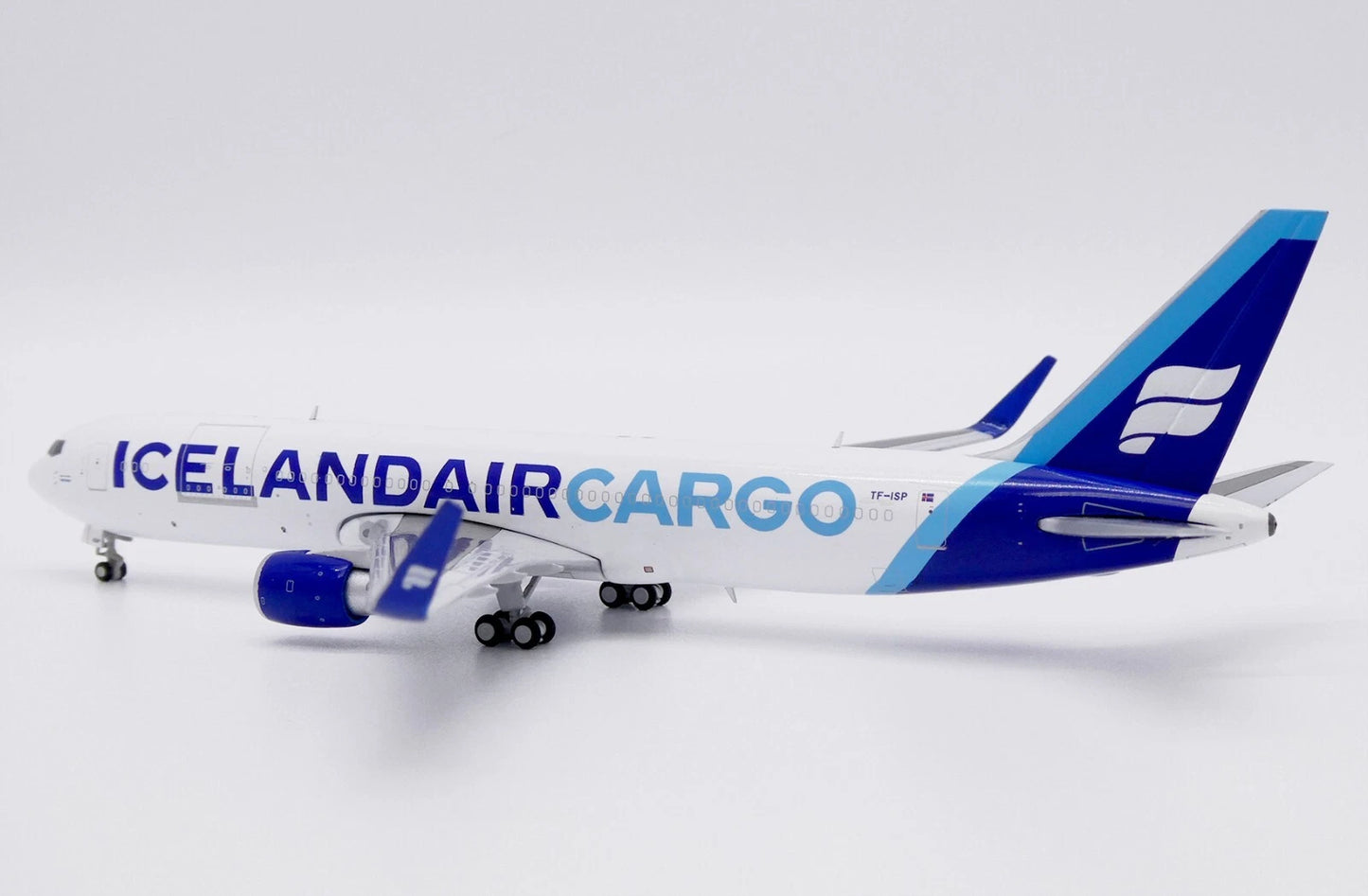 JC WINGS B767-300(ER)(BCF) ICELANDAIR CARGO REG: TF-ISP
