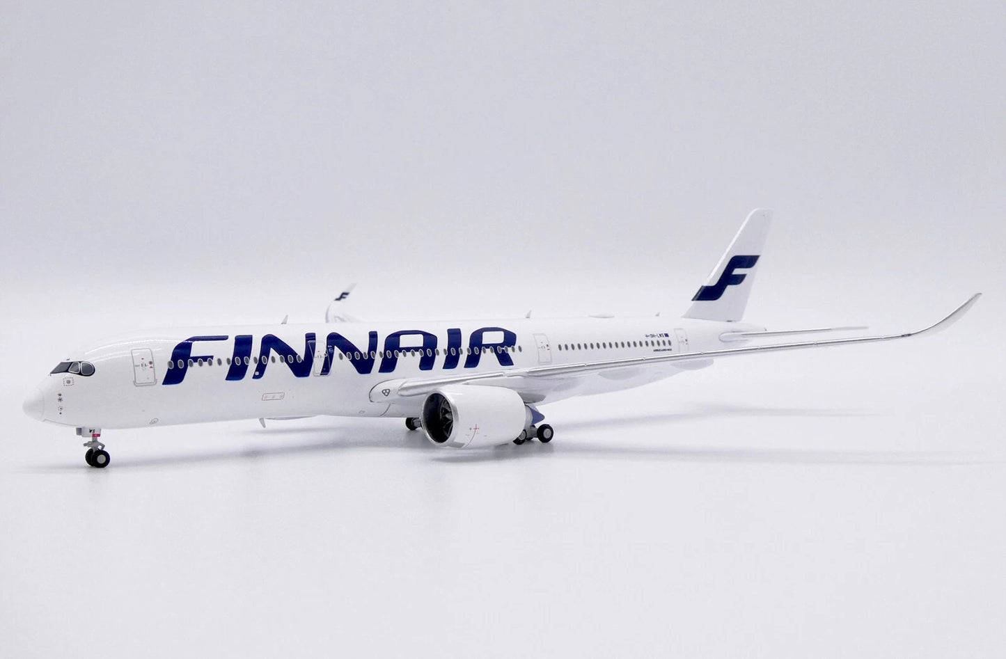 JC WINGS A350-900XWB FINNAIR REG: OH-LWS