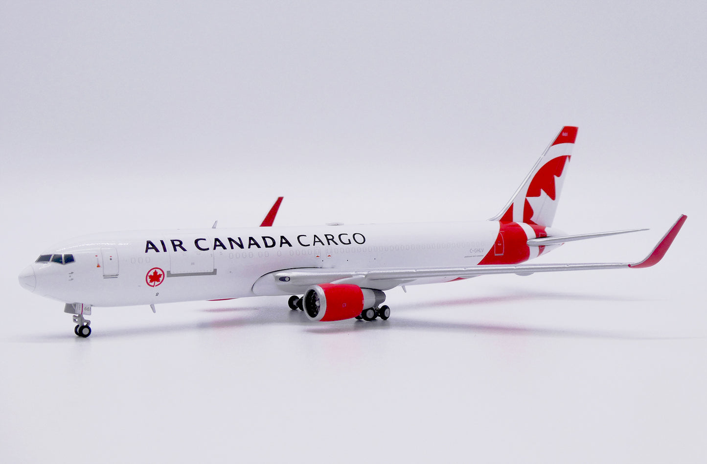 JC WINGS B767-300ER(BDSF) AIR CANADA CARGO REG: C-GHLV