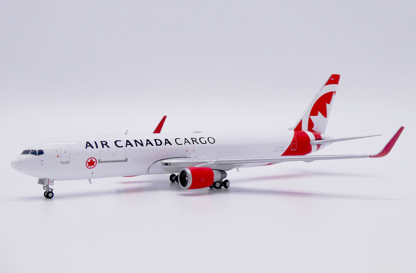JC WINGS B767-300ER(BDSF) AIR CANADA CARGO REG: C-GHLV