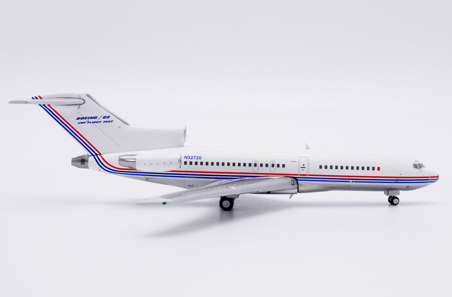 JC WINGS B727-100 HOUSE COLOUR FLIGHT "TEST FANTASY" (POLISHED) REG: N32720