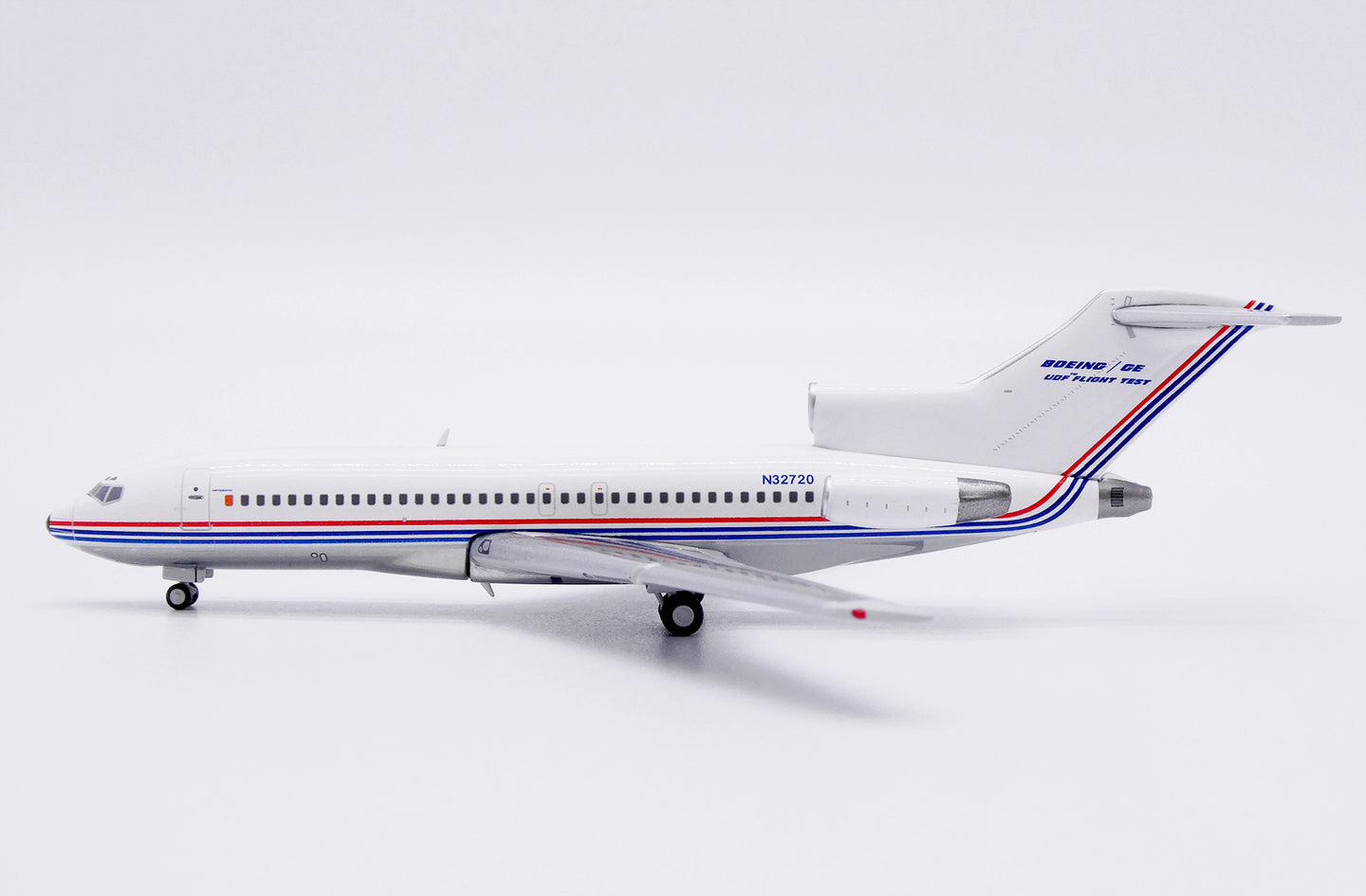 JC WINGS B727-100 HOUSE COLOUR FLIGHT "TEST FANTASY" (POLISHED) REG: N32720