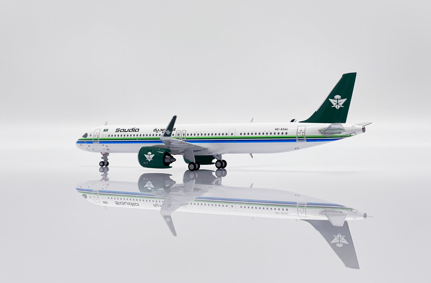 JC WINGS A321NEO SAUDI ARABIAN AIRLINES REG: HZ-ASAC