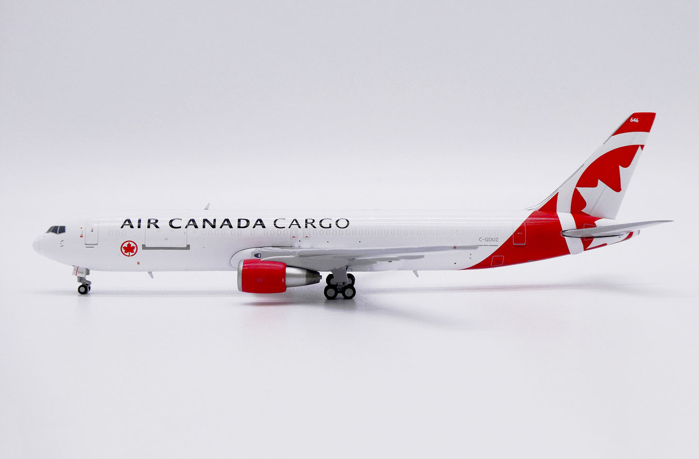 JC WINGS B767-300ER(BDSF) AIR CANADA CARGO REG: C-GDUZ