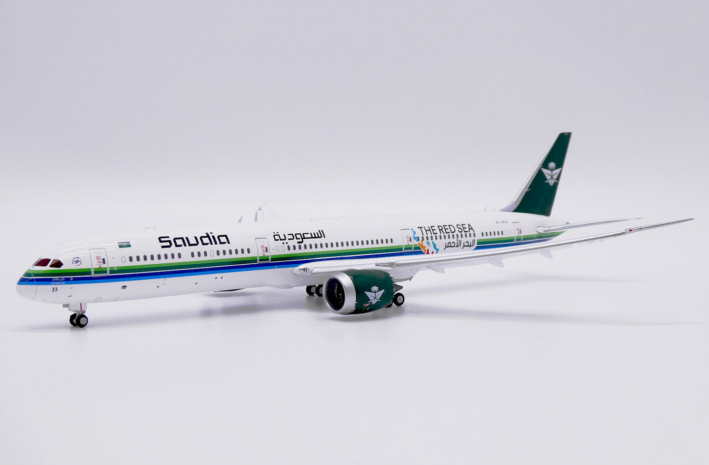 JC WINGS B787-10 SAUDI ARABIAN AIRLINES REG: HZ-AR33