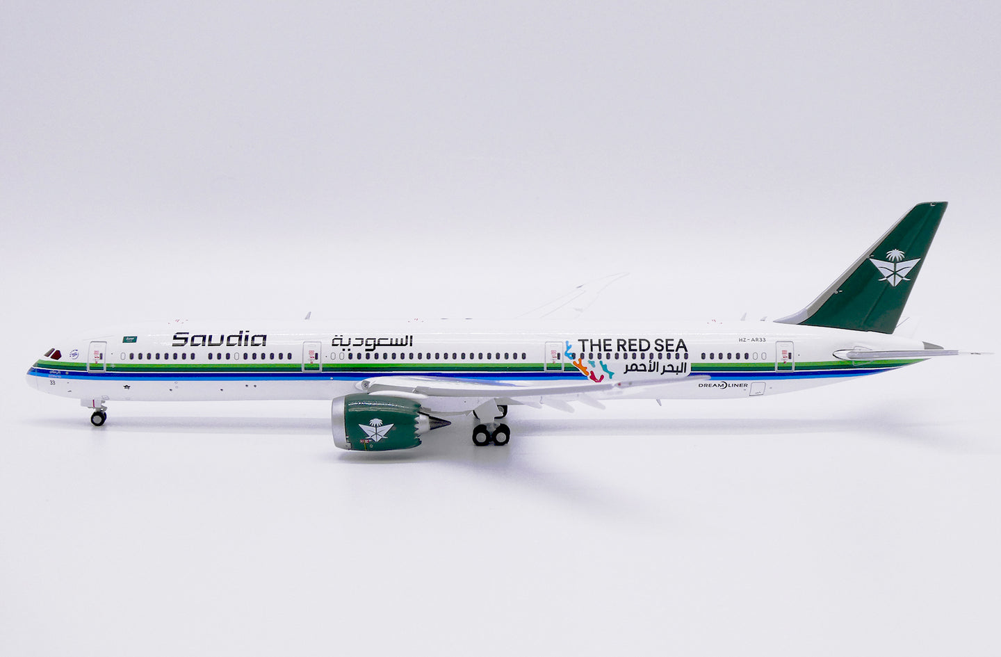 JC WINGS B787-10 SAUDI ARABIAN AIRLINES REG: HZ-AR33
