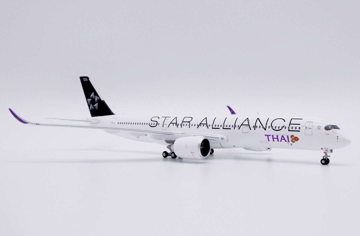 JC WINGS A350-900XWB THAI AIRWAYS STAR ALLIANCE REG: HS-THQ
