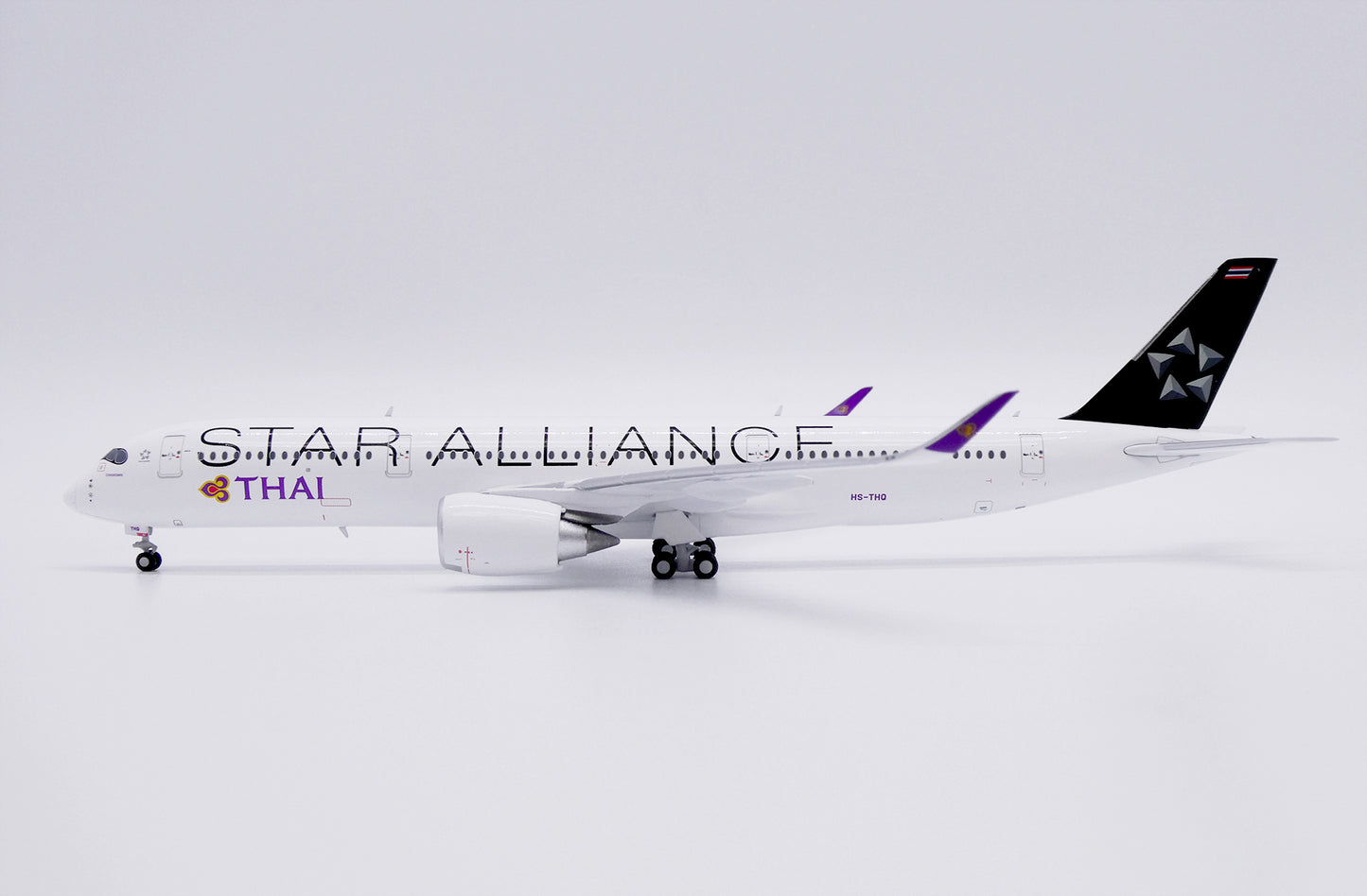 JC WINGS A350-900XWB THAI AIRWAYS STAR ALLIANCE REG: HS-THQ