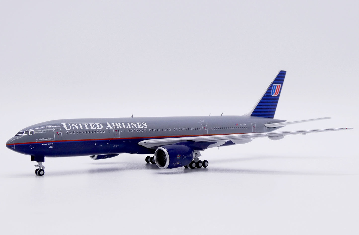JC WINGS  B777-200  REG: N777UA
