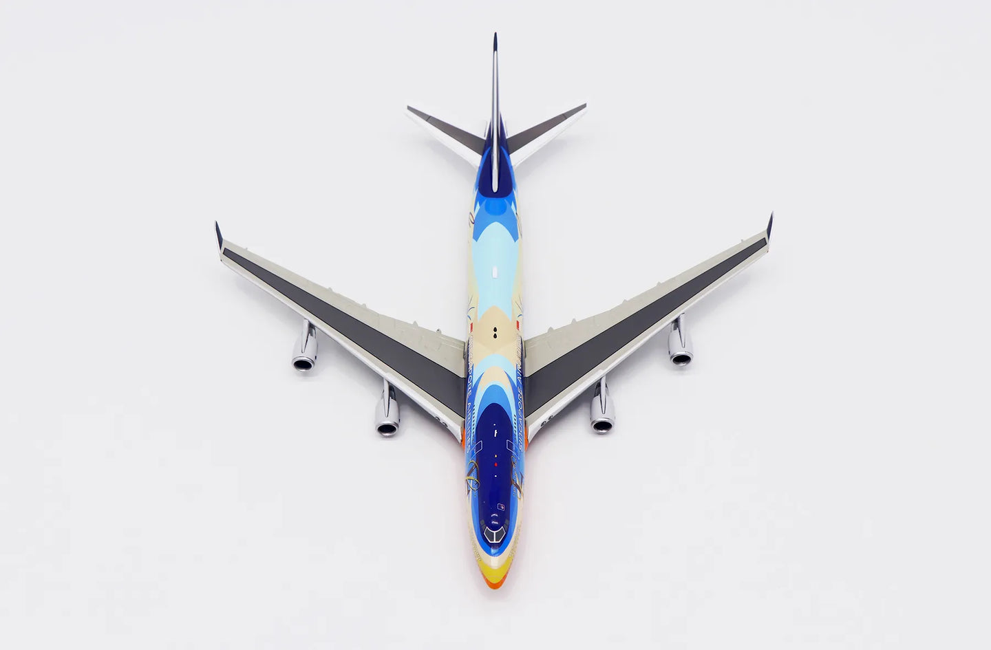 JC WINGS B747-400 SINGAPORE AIRLINES "TROPICAL" REG: 9V-SPK