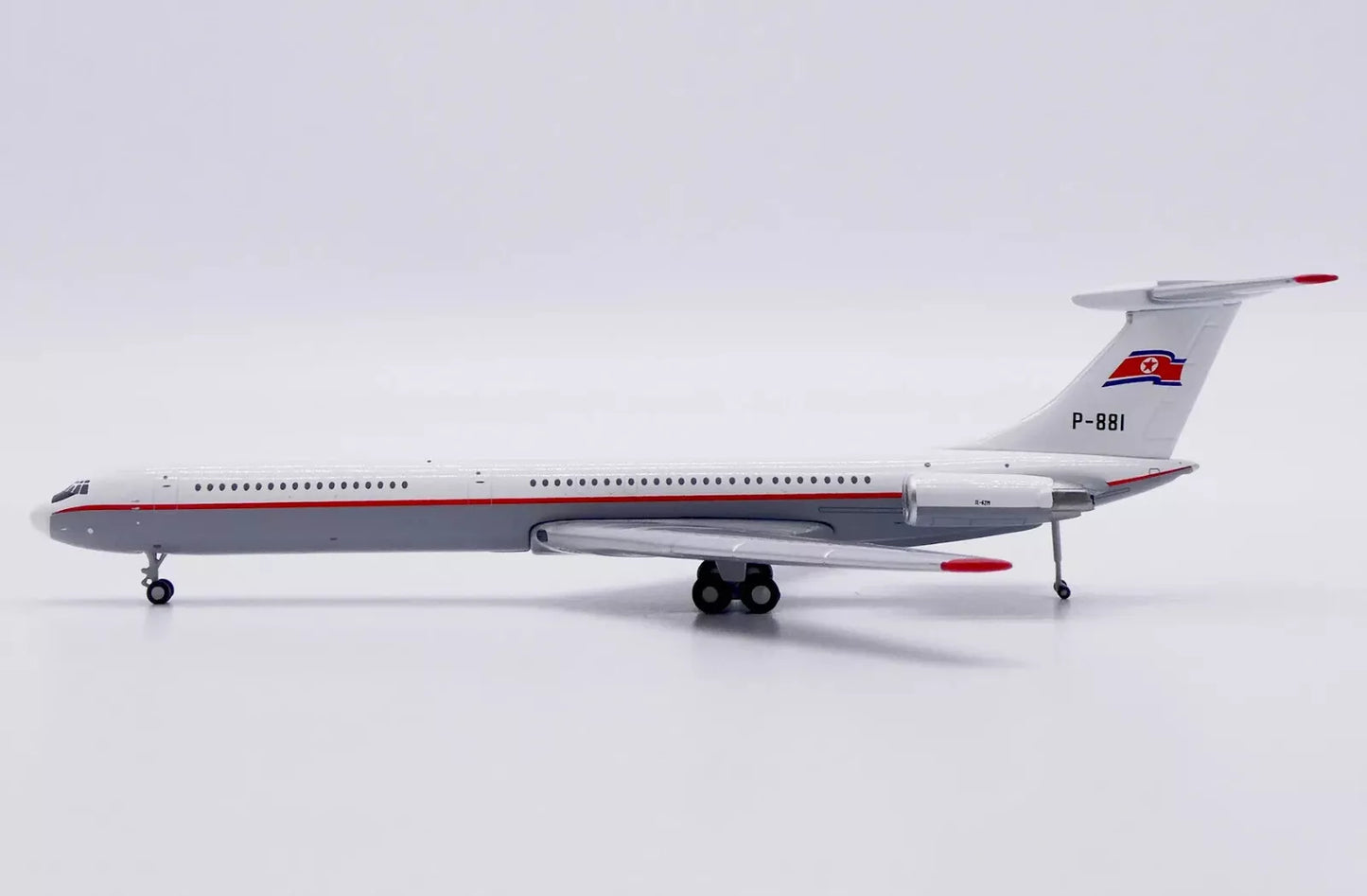 JC WINGS ILYUSHIN IL-62M AIR KORYO REG: P-881