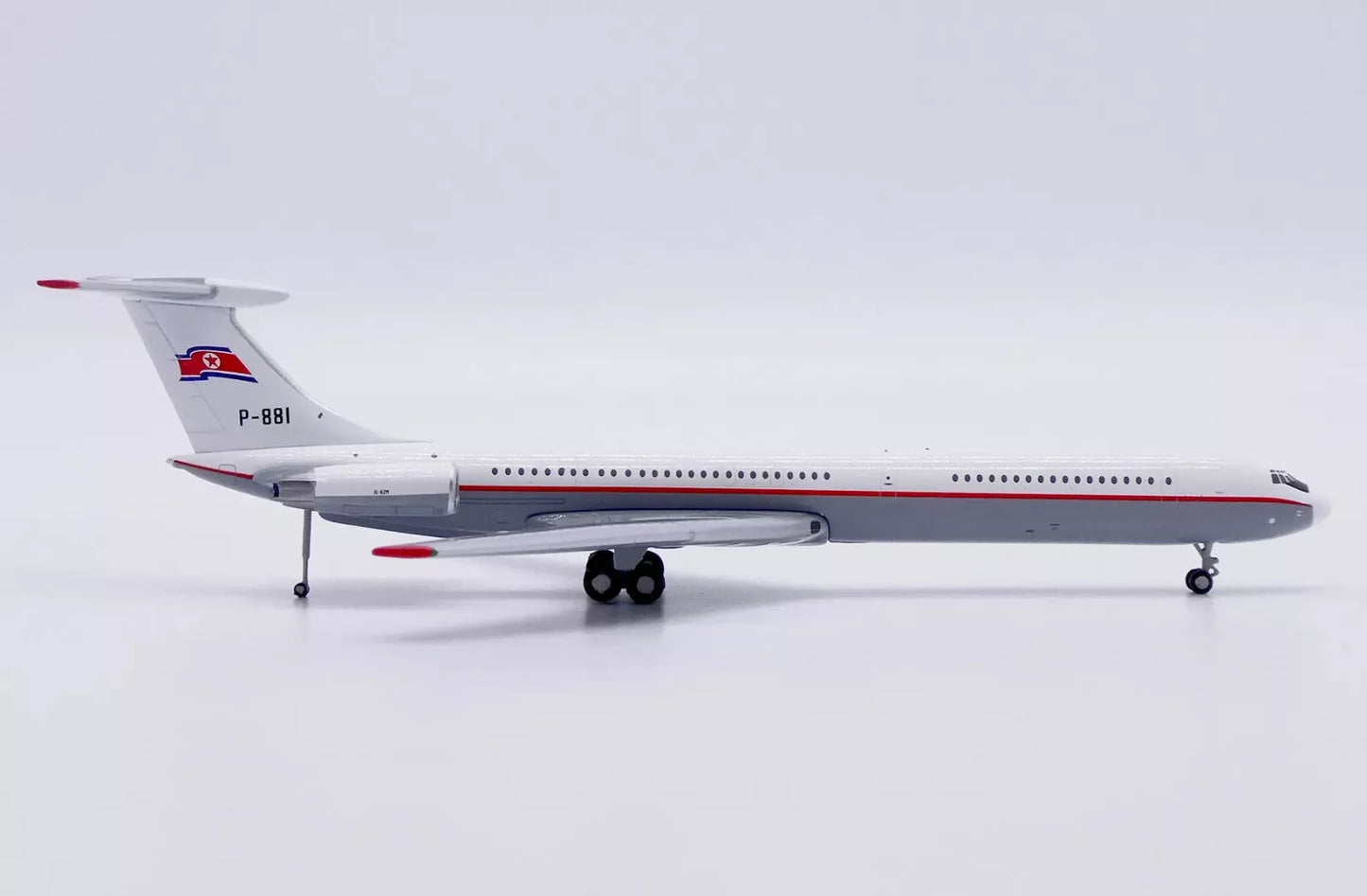 JC WINGS ILYUSHIN IL-62M AIR KORYO REG: P-881