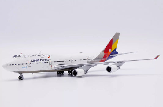 JC WINGS B747-400 ASIANA AIRLINES "LAST FLIGHT" REG: HL7428