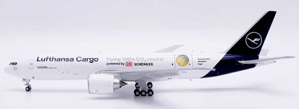 JC WINGS B777F LUFTHANSA CARGO "SUSTAINABLE AVIATION FUEL" (INTERACTIVE SERIES) REG: D-ALFG