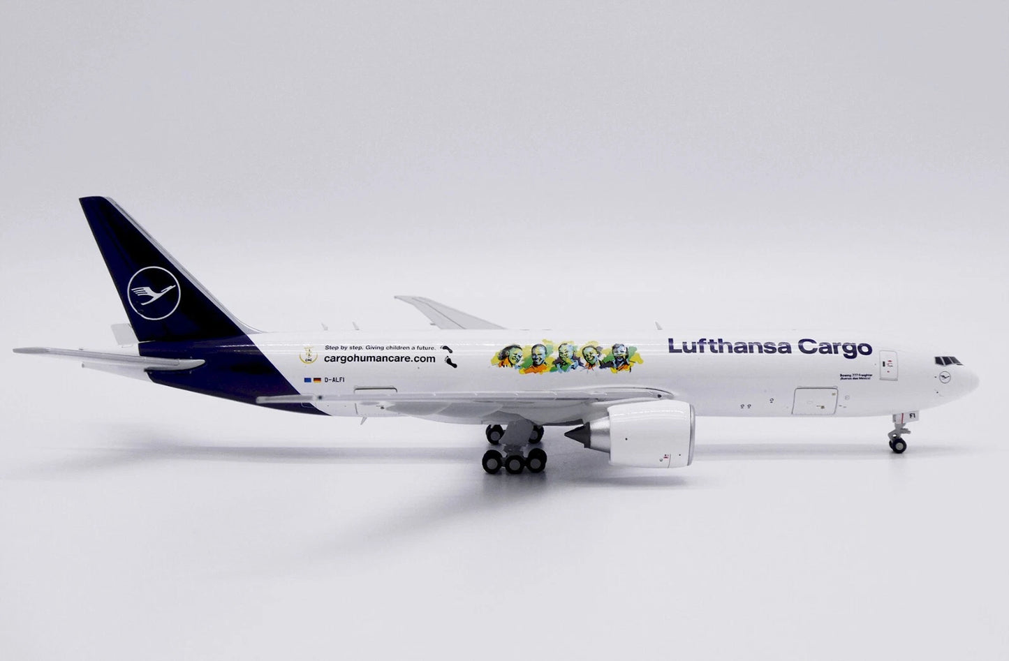 JC WINGS B777F LUFTHANSA CARGO "CARGOHUMANCARE.COM" (INTERACTIVE SERIES) REG: D-ALFI