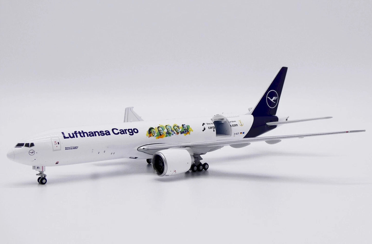 JC WINGS B777F LUFTHANSA CARGO "CARGOHUMANCARE.COM" (INTERACTIVE SERIES) REG: D-ALFI