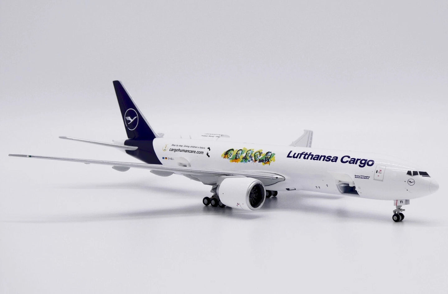 JC WINGS B777F LUFTHANSA CARGO "CARGOHUMANCARE.COM" (INTERACTIVE SERIES) REG: D-ALFI