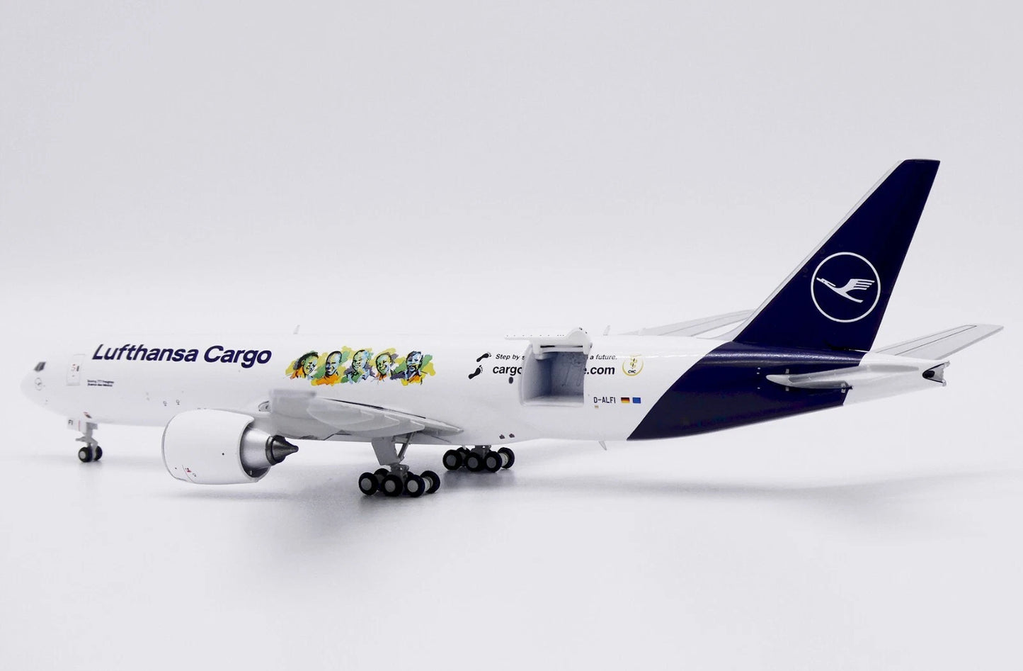 JC WINGS B777F LUFTHANSA CARGO "CARGOHUMANCARE.COM" (INTERACTIVE SERIES) REG: D-ALFI