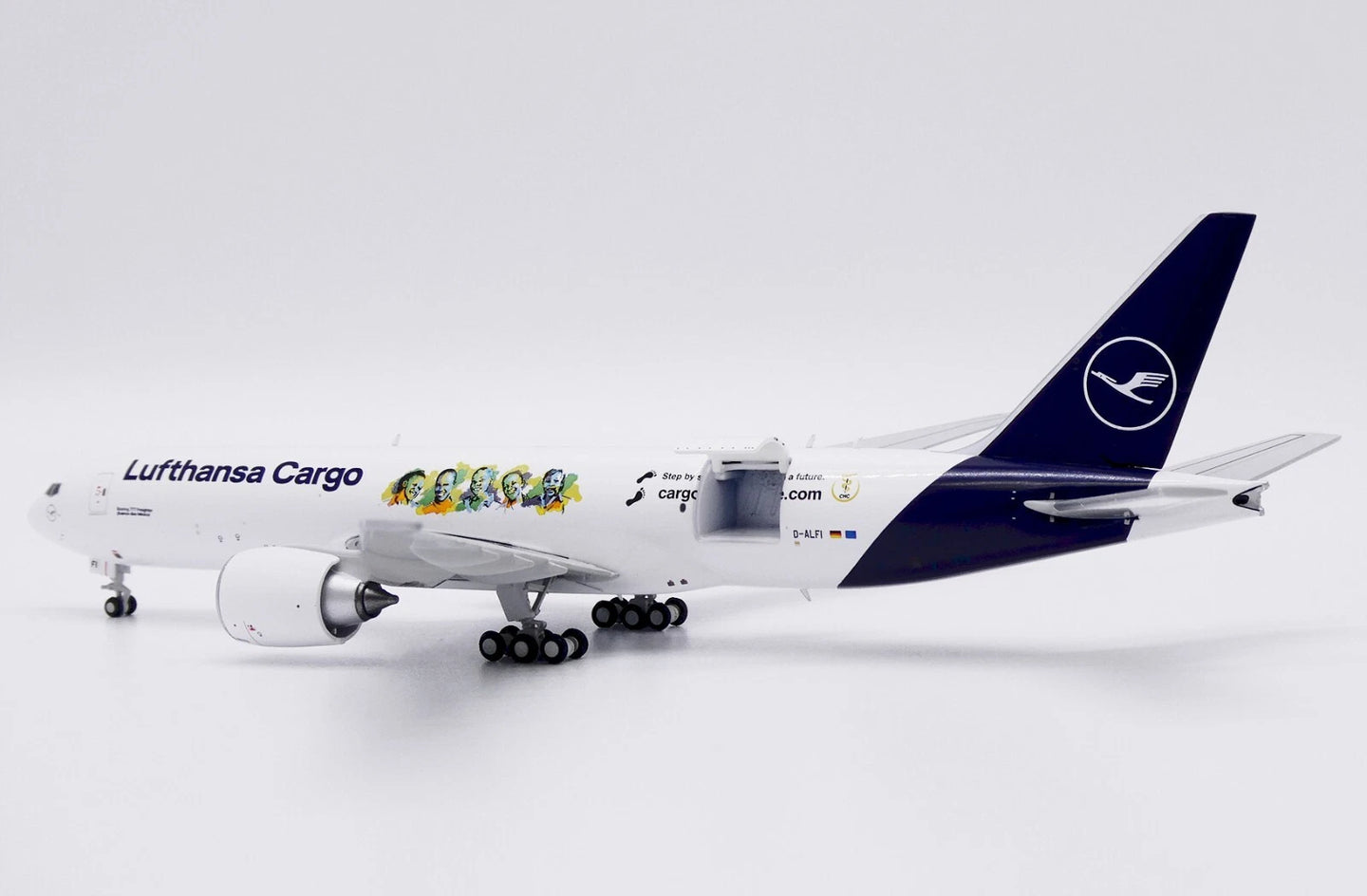 JC WINGS B777F LUFTHANSA CARGO "CARGOHUMANCARE.COM" (INTERACTIVE SERIES) REG: D-ALFI