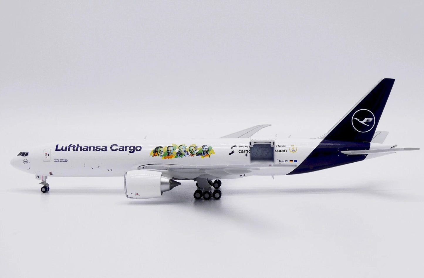JC WINGS B777F LUFTHANSA CARGO "CARGOHUMANCARE.COM" (INTERACTIVE SERIES) REG: D-ALFI