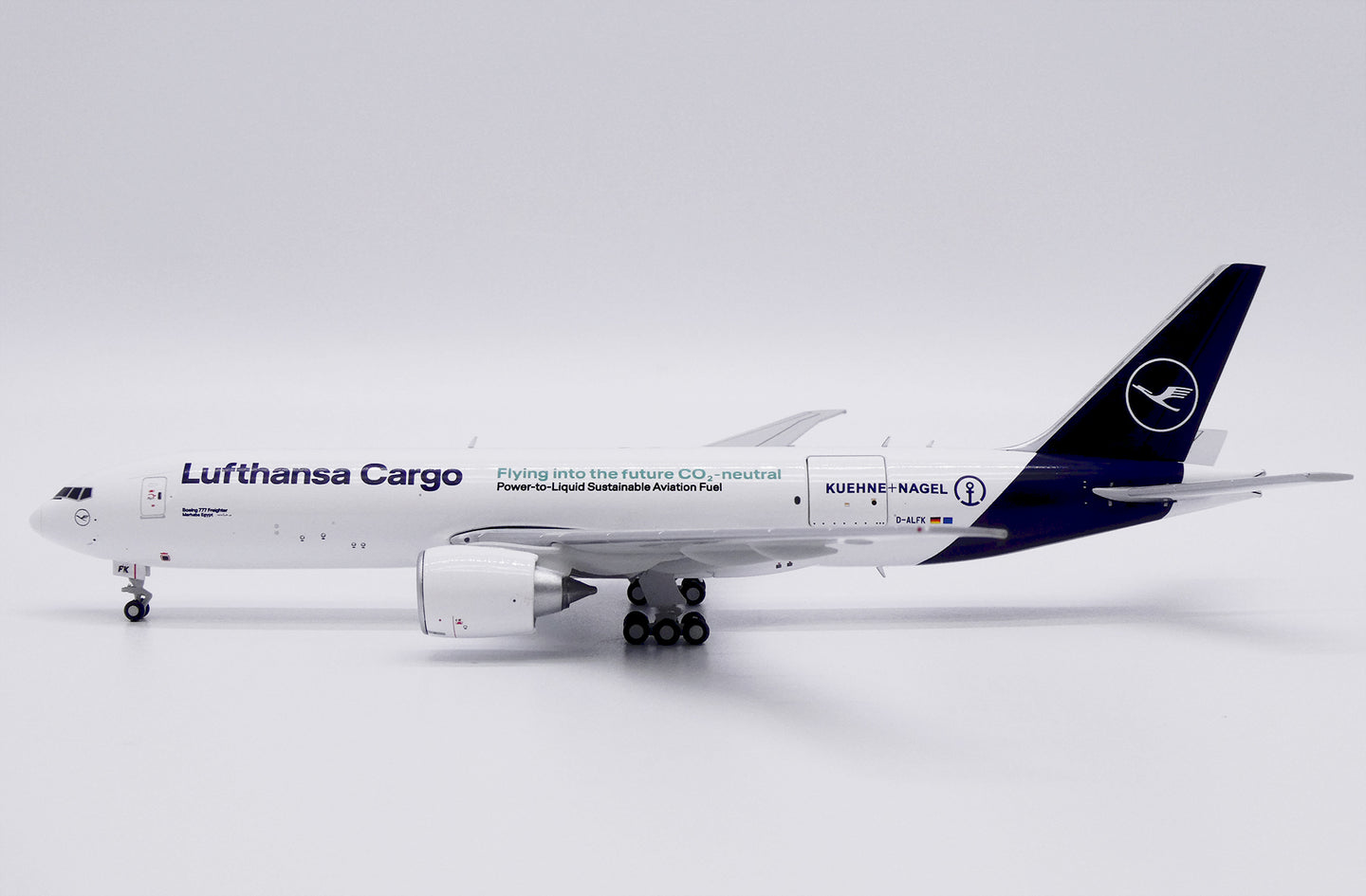 JC WINGS B777F LUFTHANSA CARGO "REG: D-ALFK