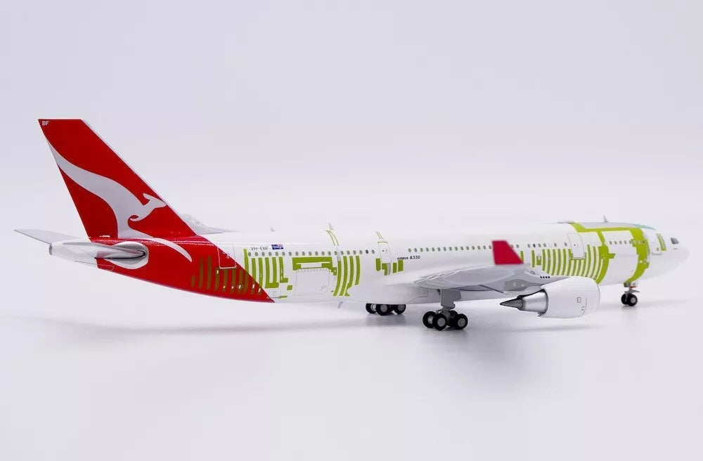 JC WINGS A330-200(P2F) QANTAS FREIGHT "BARE METAL" REG: VH-EBF