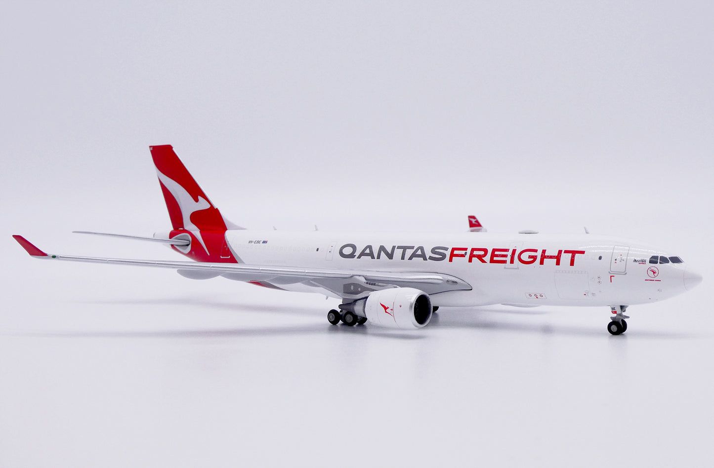 JC WINGS A330-200(P2F) QANTAS FREIGHT REG: VH-EBE