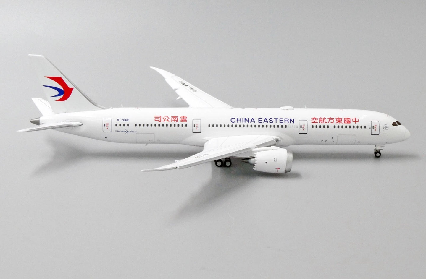 JC WINGS JC4029A 1/400 B787-9 CHINA EASTERN AIRLINES (FLAPS DOWN) REG: B-206K