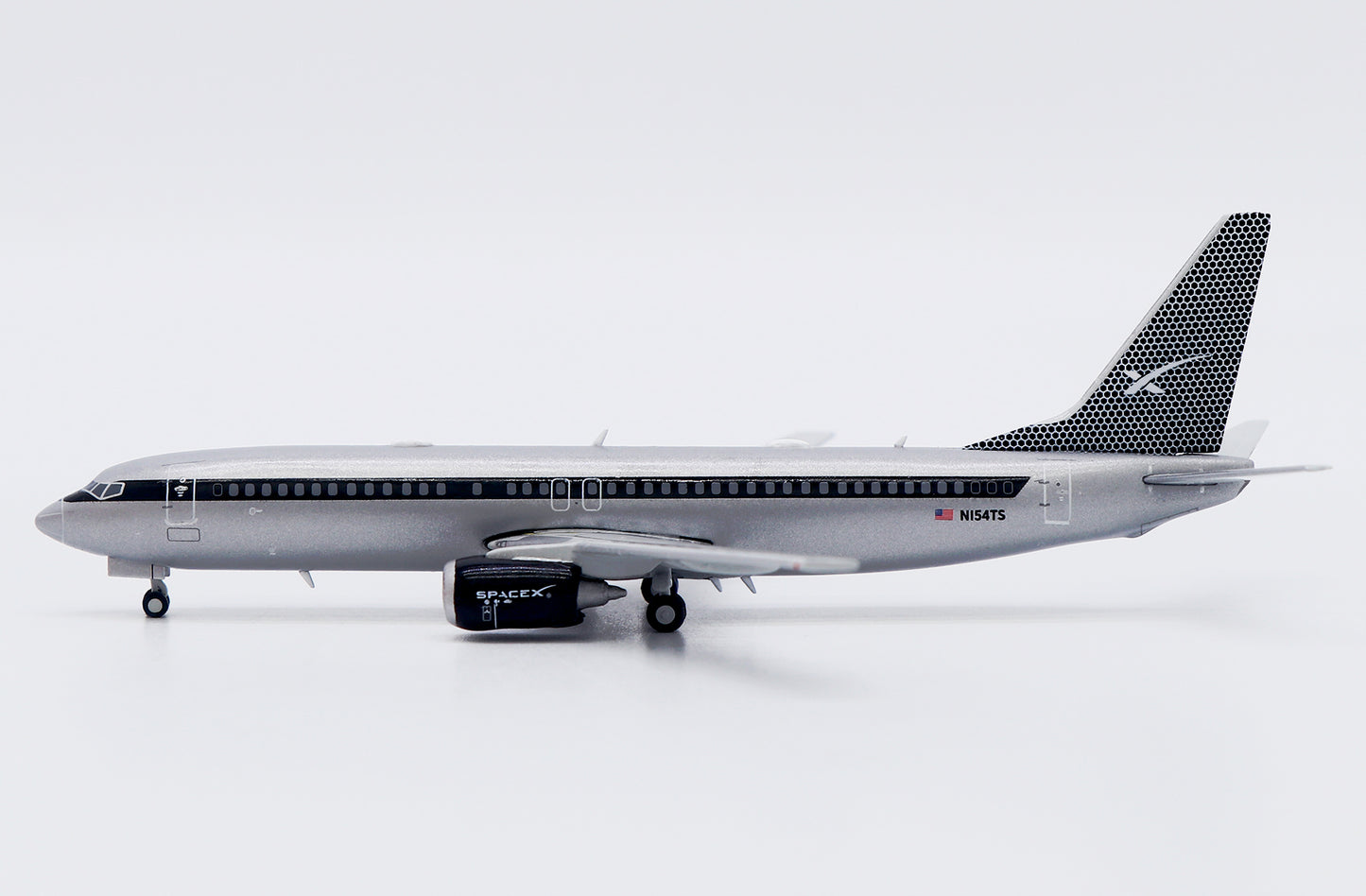 JC WINGS B737-800 SPACEX REG: N154TS