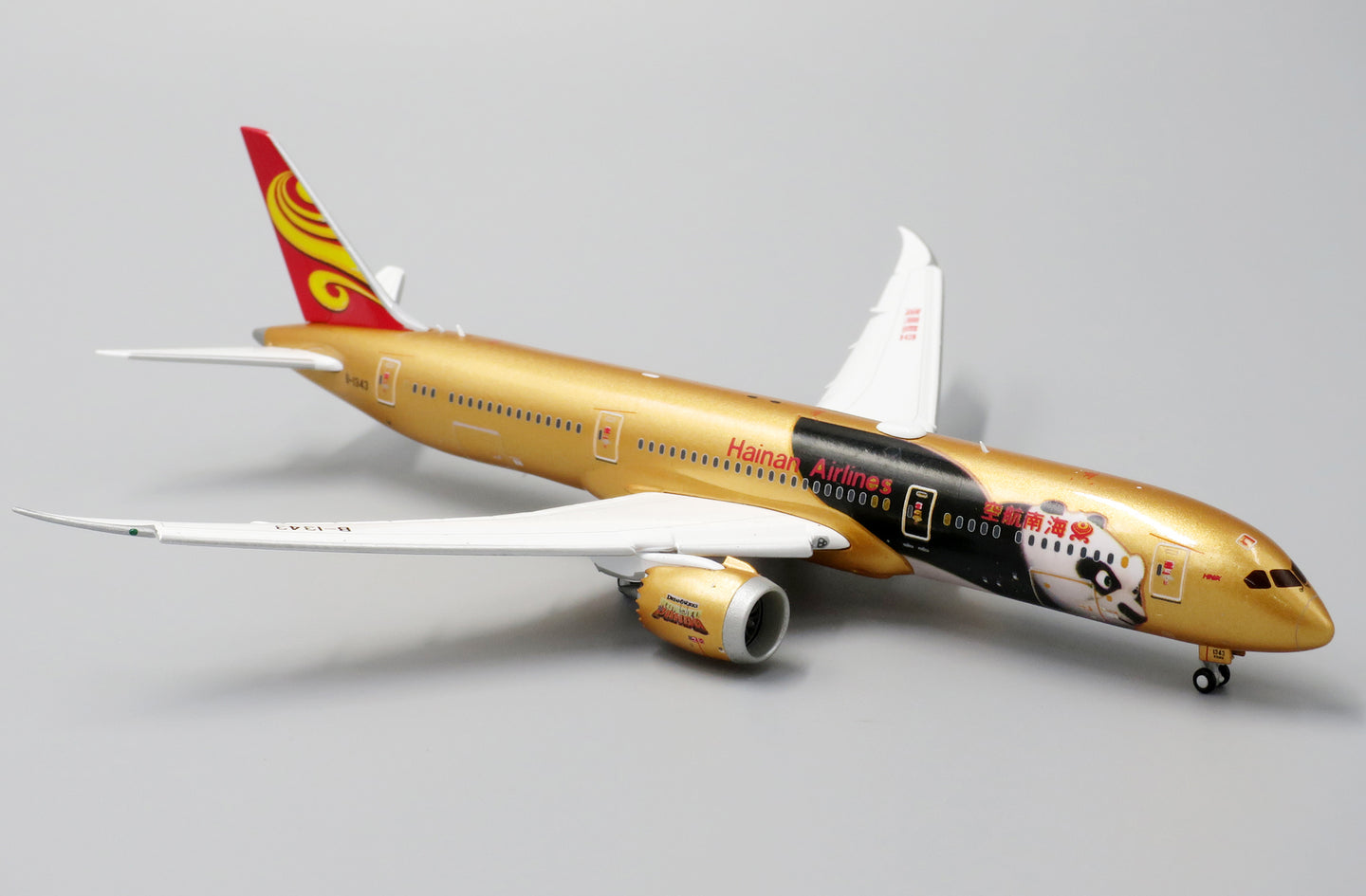 JC WINGS B787-9 HAINAN AIRLINES "KUNG FU PANDA 4" (FLAPS DOWN) REG: B-1343