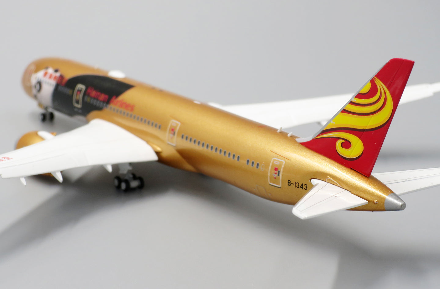 JC WINGS B787-9 HAINAN AIRLINES "KUNG FU PANDA 4" (FLAPS DOWN) REG: B-1343