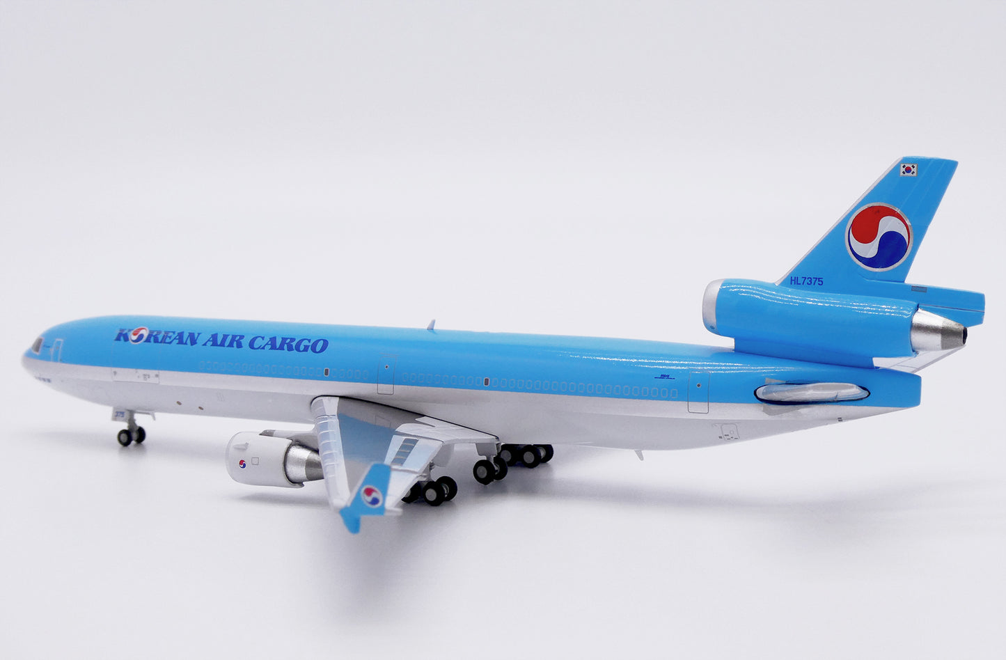 JC WINGS MD-11F KOREAN AIR CARGO REG: HL7375