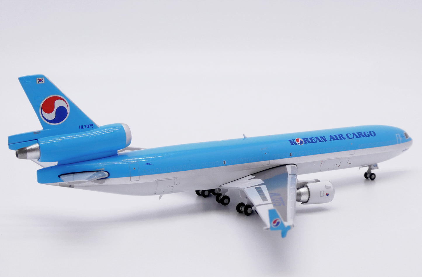 JC WINGS MD-11F KOREAN AIR CARGO REG: HL7375