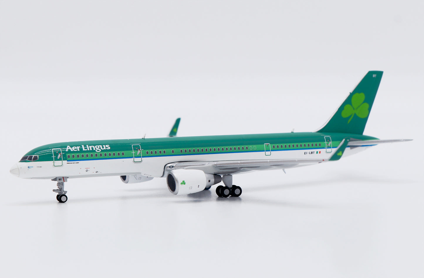 JC WINGS B757-200 AER LINGUS REG: EI-LBT