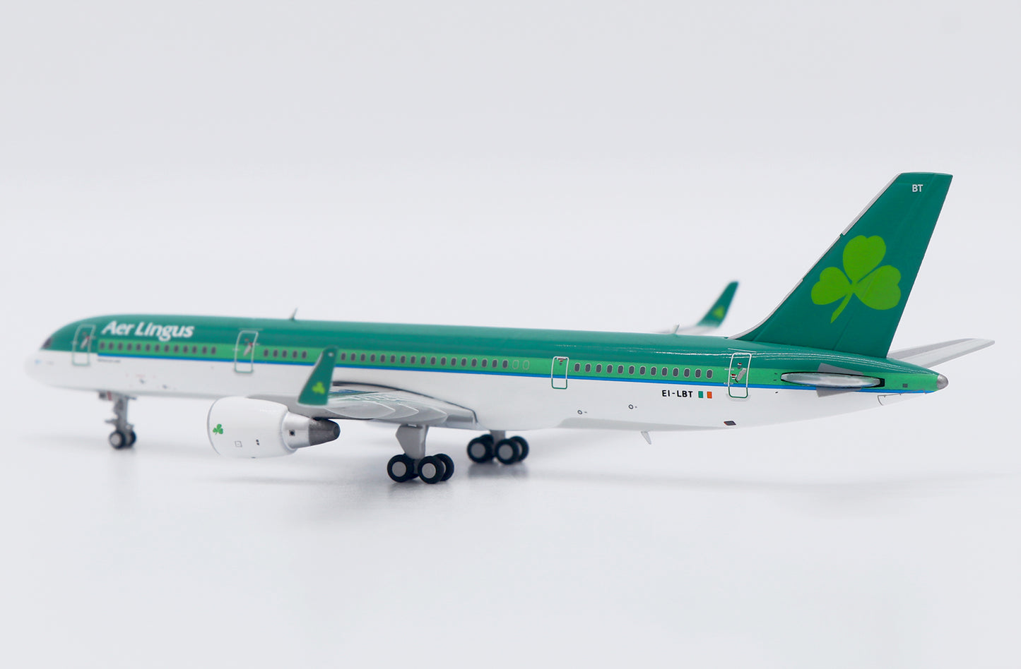 JC WINGS B757-200 AER LINGUS REG: EI-LBT