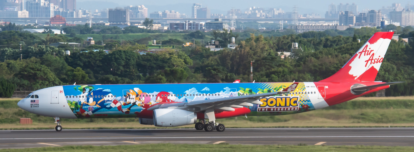 JC WINGS A330-300 AIR ASIA "SONIC THE HEDGEHOG" REG: 9M-XXU