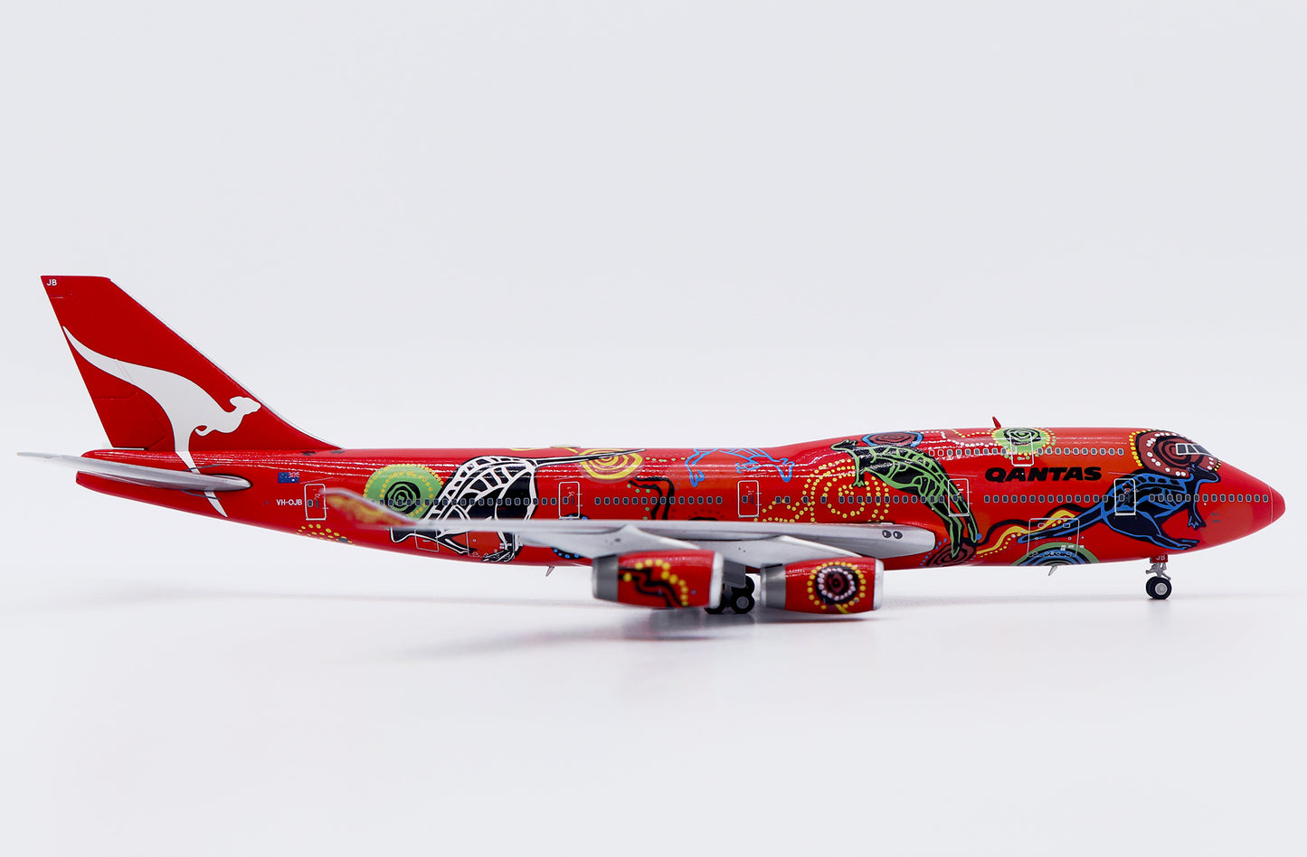 JC WINGS B747-400 QANTAS "WUNALA DREAMING" RR ENGINE REG: VH-OJB