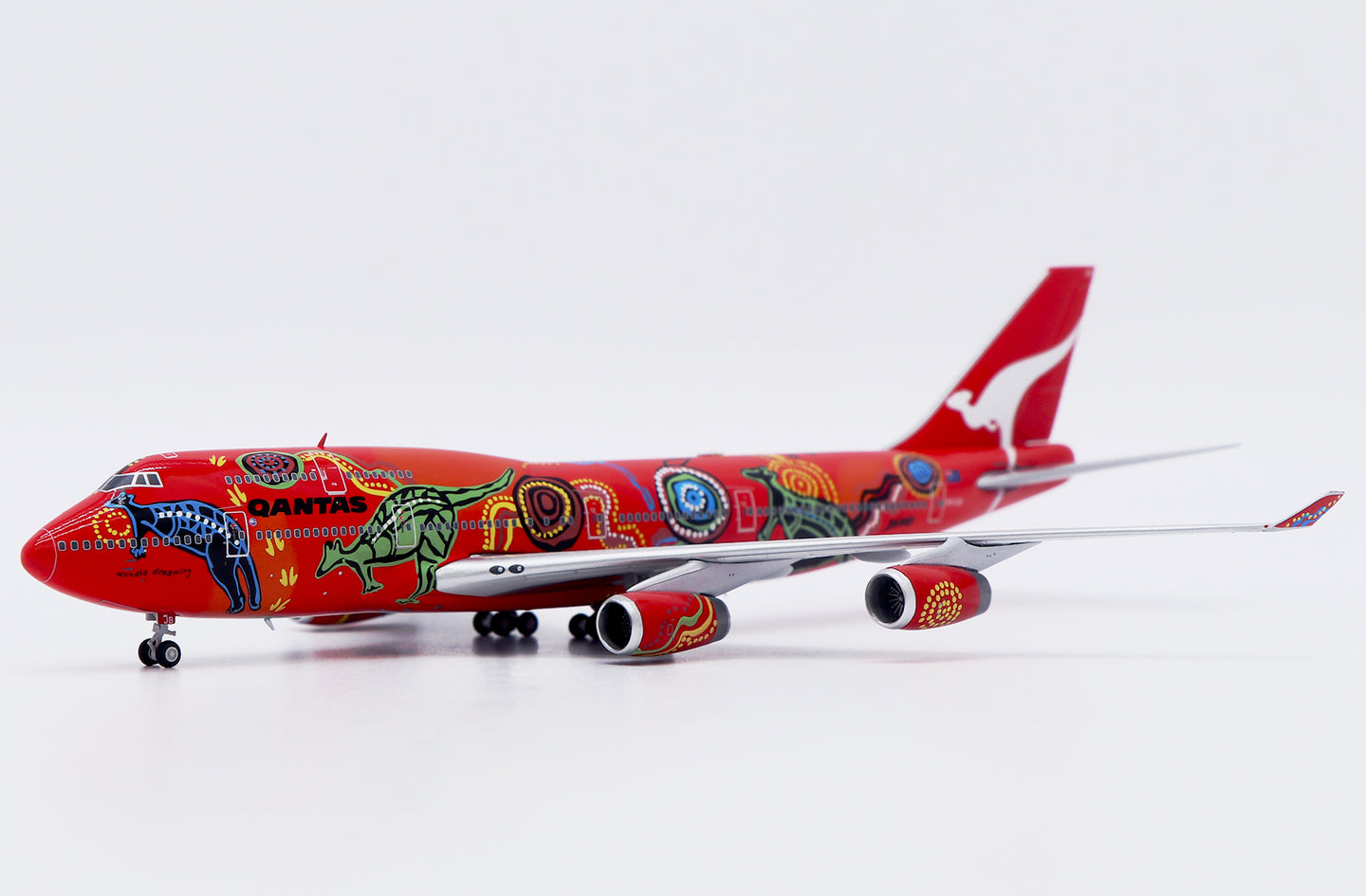 JC WINGS B747-400 QANTAS "WUNALA DREAMING" RR ENGINE REG: VH-OJB