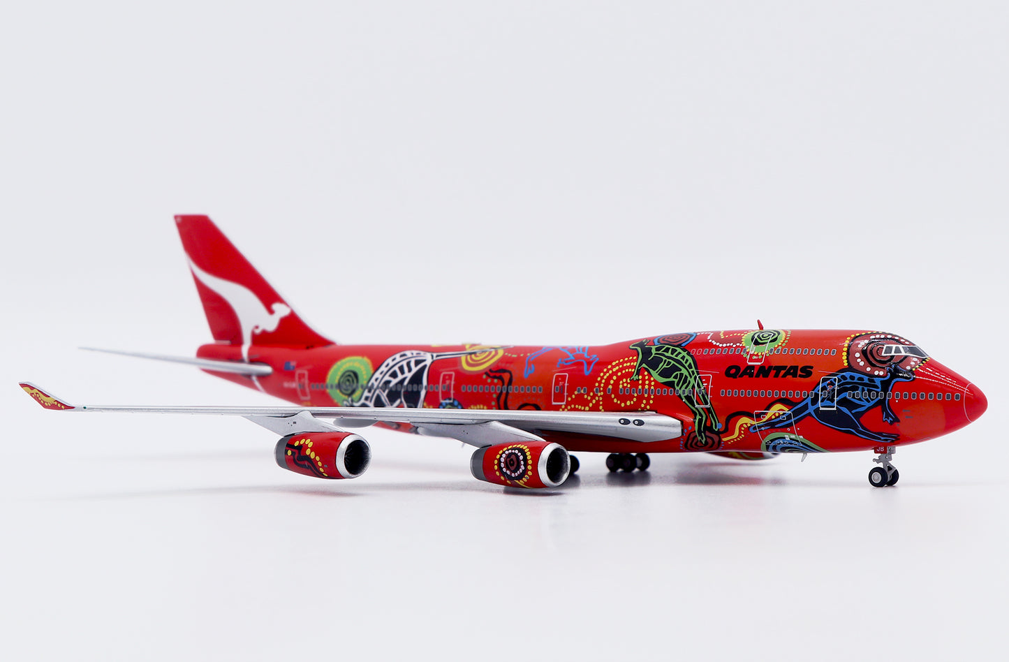 JC WINGS B747-400 QANTAS "WUNALA DREAMING" RR ENGINE REG: VH-OJB