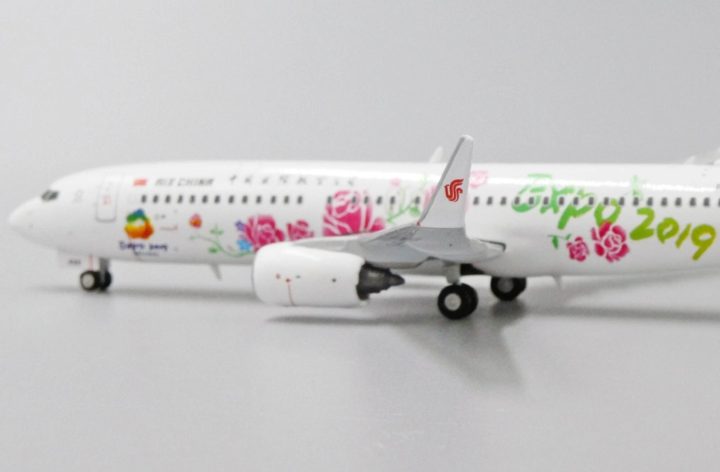 JC WINGS B737-800 AIR CHINA "BEIJING EXPO 2019 NO.2" REG: B-5425