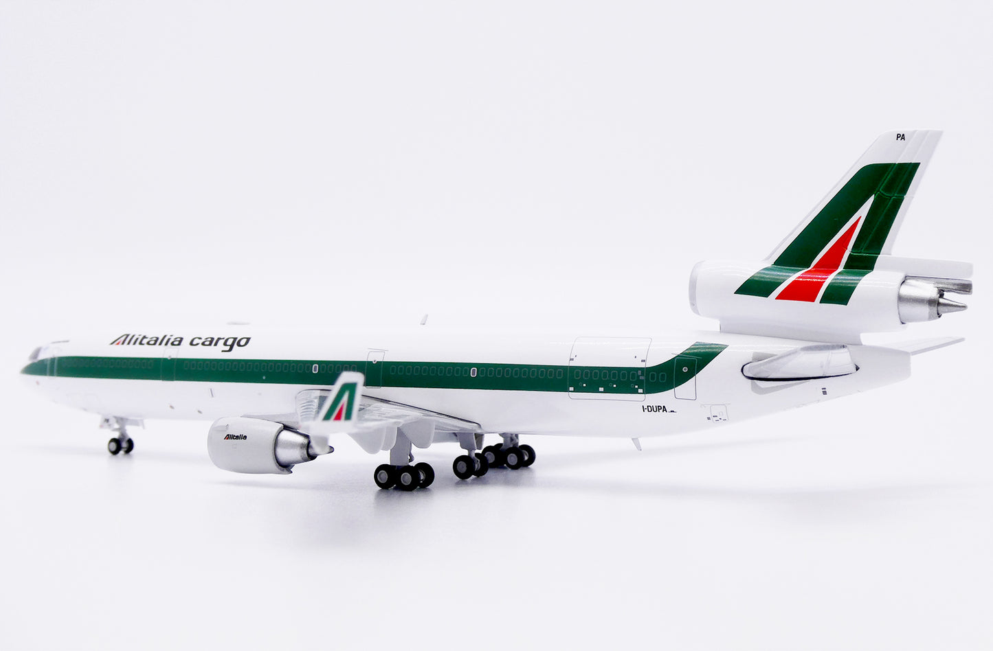 JC WINGS MD-11F ALITALIA CARGO REG: I-DUPA