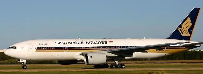 JC WINGS B777-200ER SINGAPORE AIRLINES "JUBILEE" REG: 9V-SRN