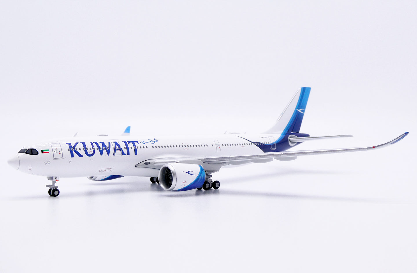 JC WINGS A330-800NEO KUWAIT AIRWAYS REG: 9K-API