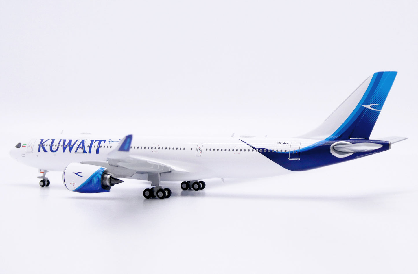 JC WINGS A330-800NEO KUWAIT AIRWAYS REG: 9K-API