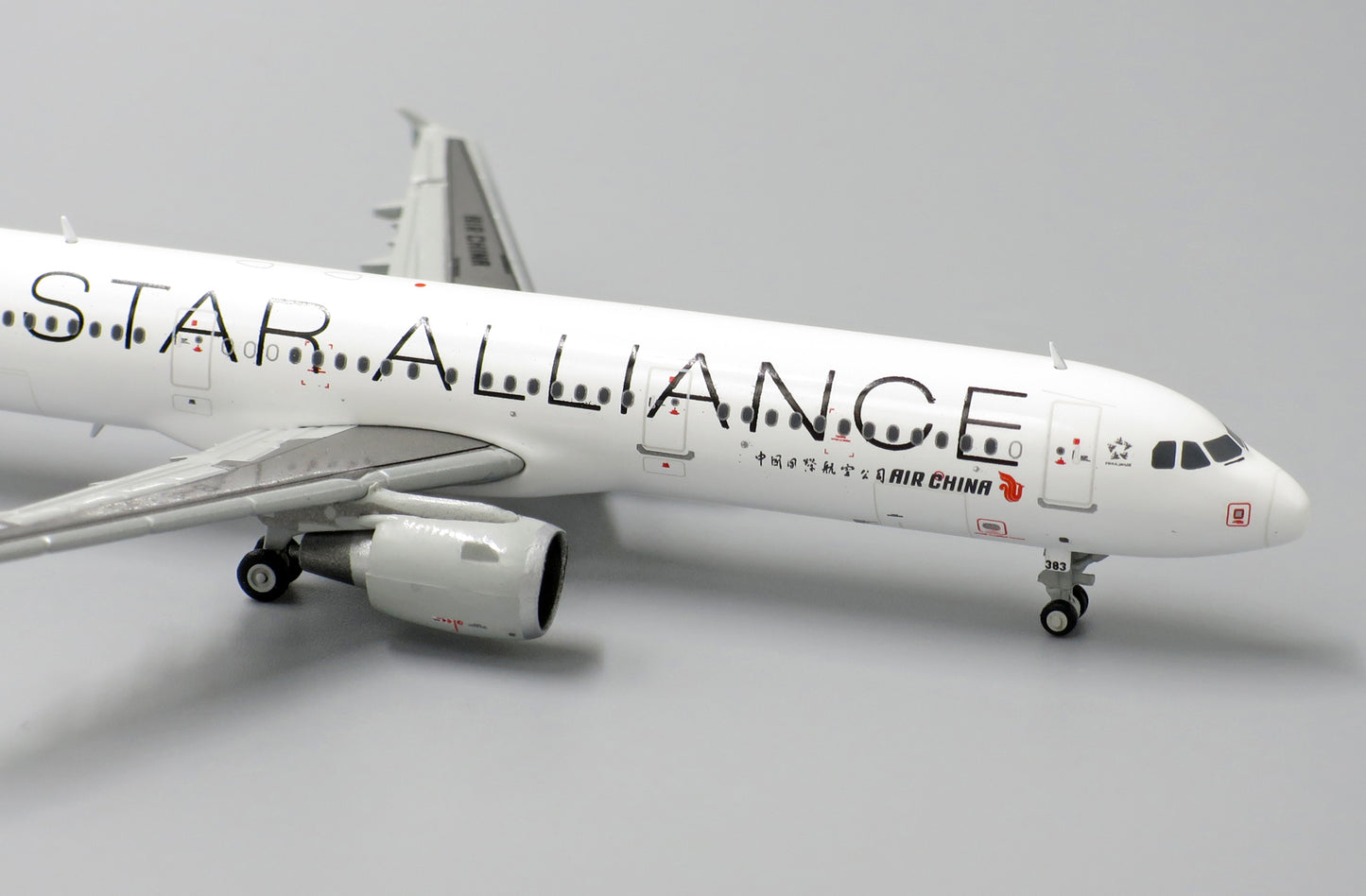 JC WINGS A321 AIR CHINA "STAR ALLIANCE" REG: B-6383