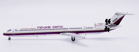 JC WINGS MD-81 HOUSE COLOUR "FANTASY" REG: N980DC