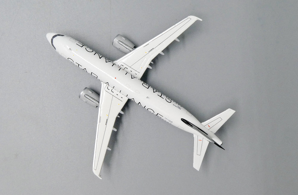 JC WINGS A320 LUFTHANSA "STAR ALLIANCE" REG: D-AIPD WITH ANTENNA