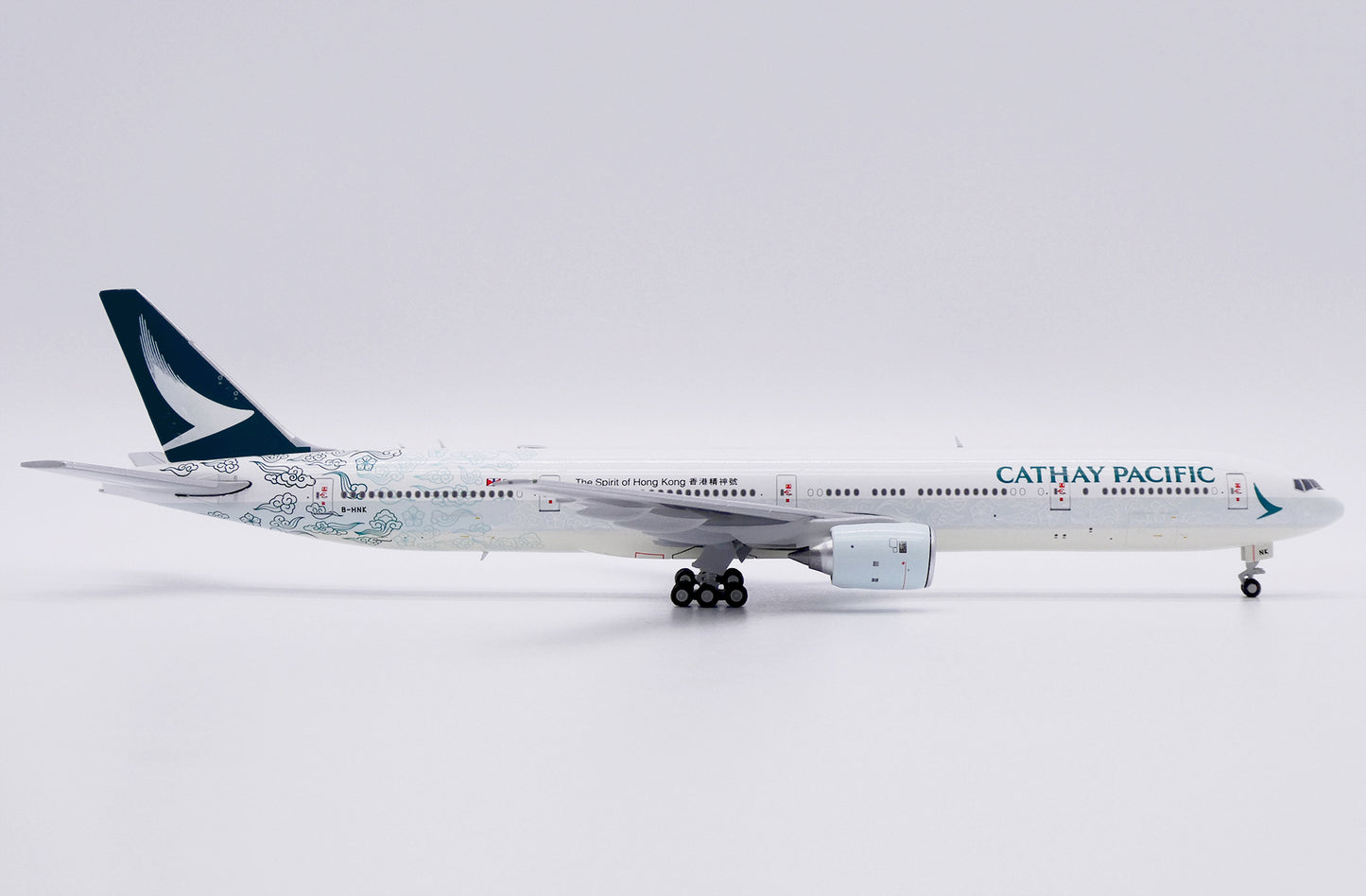 JC WINGS B777-300 CATHAY PACIFIC "THE SPIRIT OF HONG KONG" REG: B-HNK