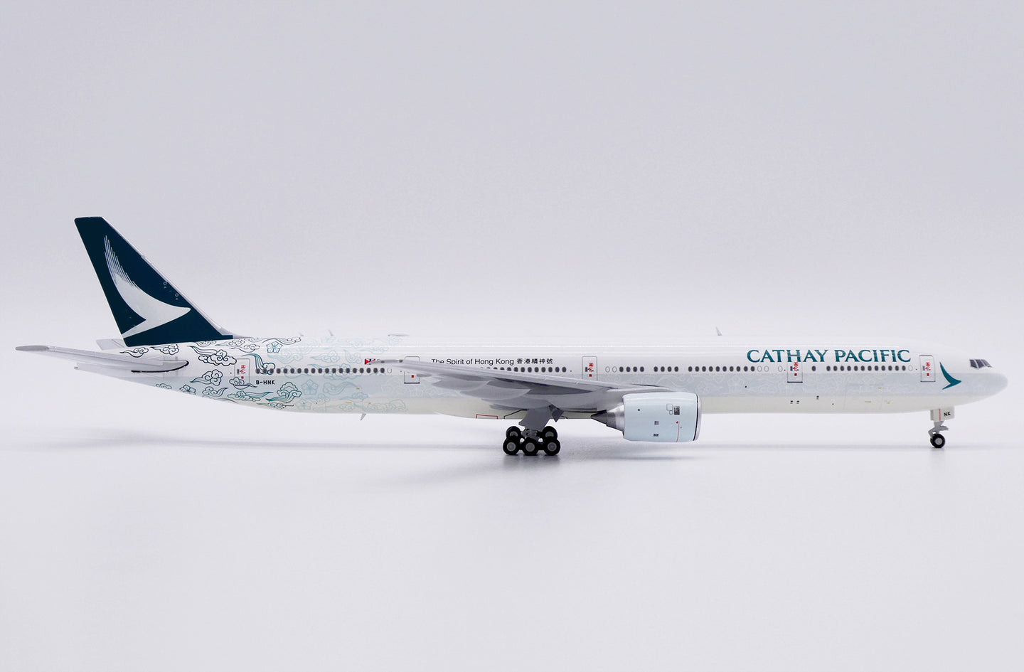 JC WINGS B777-300 CATHAY PACIFIC "THE SPIRIT OF HONG KONG" REG: B-HNK